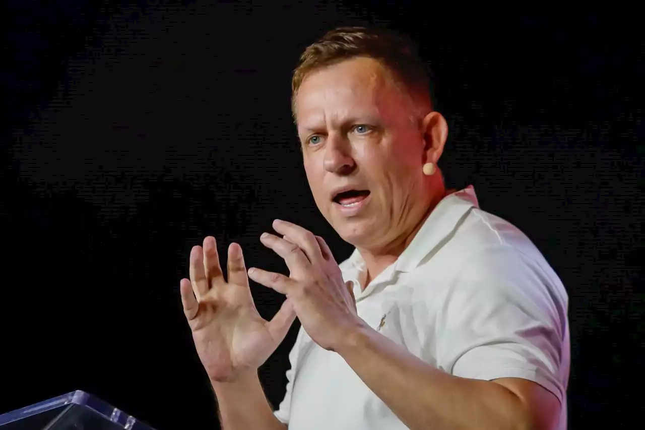 Business Maverick: Thiel Blasts Dimon, Buffett and Fink as ‘Finance Gerontocracy’ at Bitcoin 2022