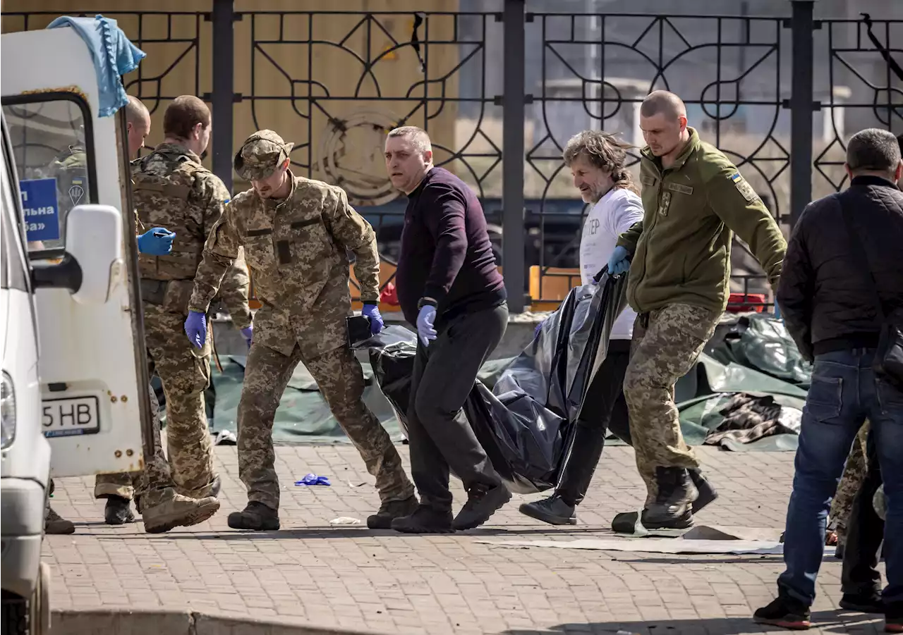 Ukraine-Krieg - Dutzende Tote bei russischem Raketenangriff auf Bahnhof