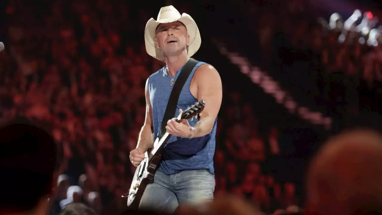 Kenny Chesney to Perform at CMT Music Awards for 1st Time in 7 Years