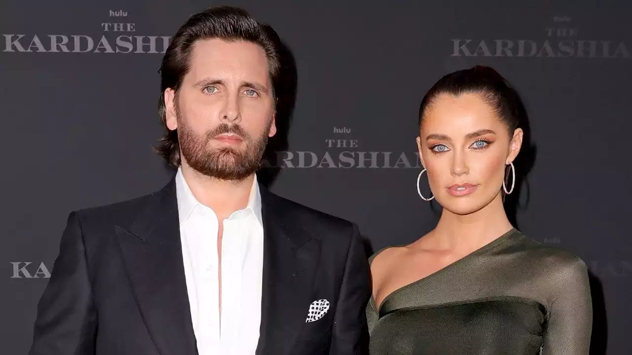 Scott Disick Brings New Girlfriend to 'The Kardashians' Premiere