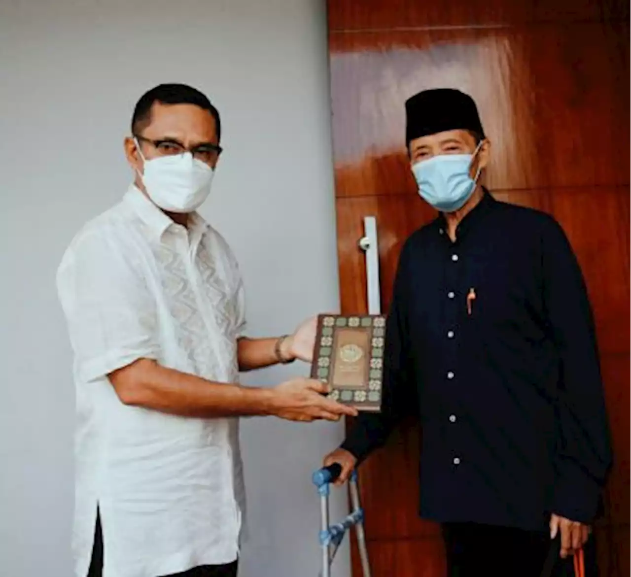 Kolaborasi Eka Hospital dan Buya Syafii untuk Wakafkan Alquran