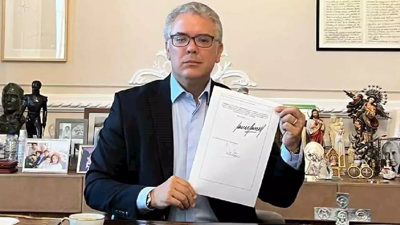 Presidente Iván Duque firma la extradición de alias Otoniel