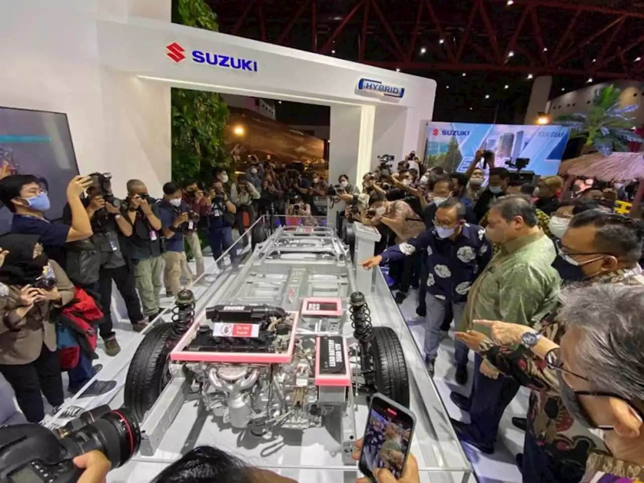 Suzuki Tak Lama Lagi Produksi Mobil |em|Hybrid |/em|di Indonesia |Republika Online