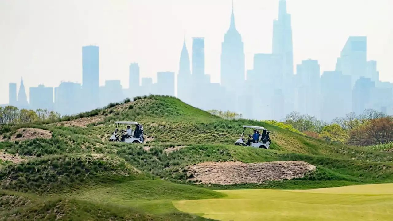 Judge rules for Trump Organization in NYC golf course fight