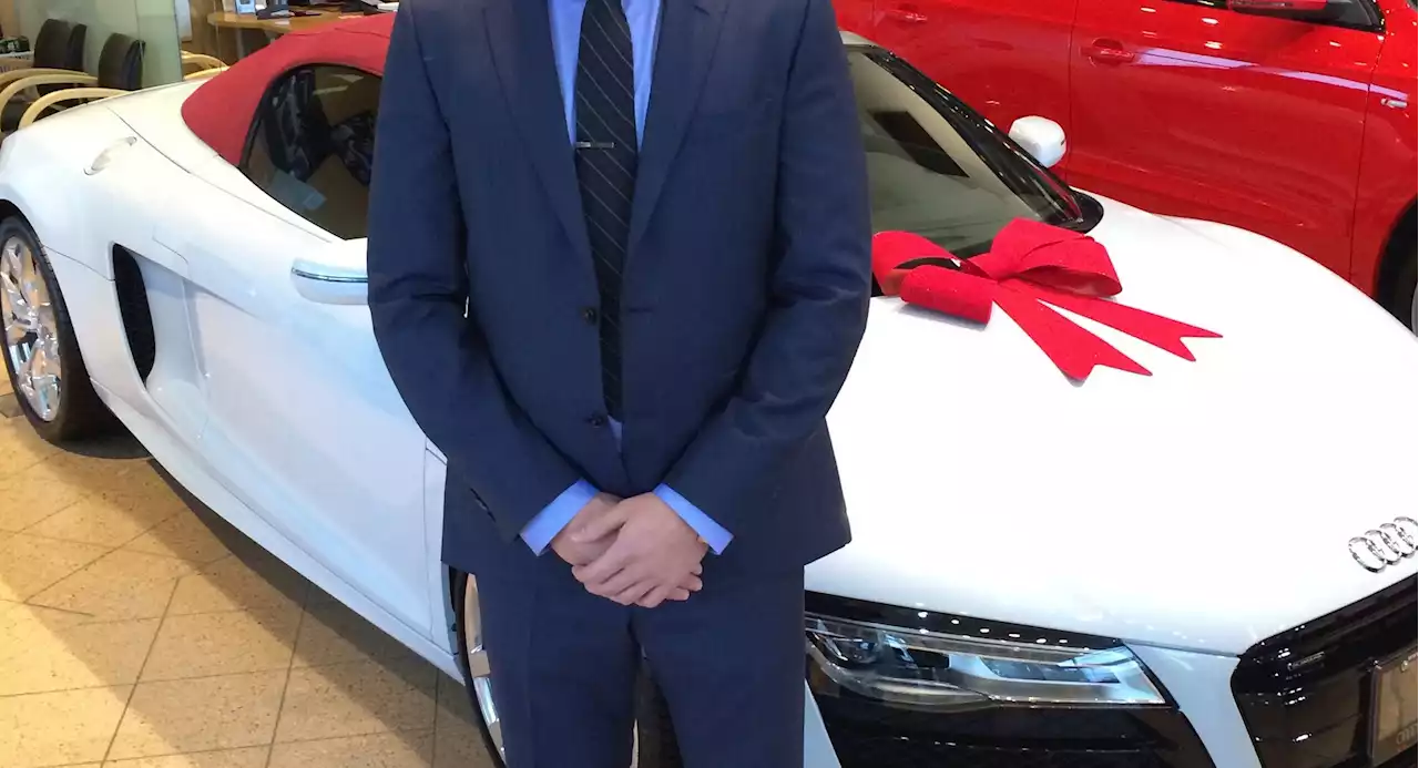 Custom Audi R8 Spyder Ordered By 20-Year-Old Almost Costs Salesman His Job | Carscoops