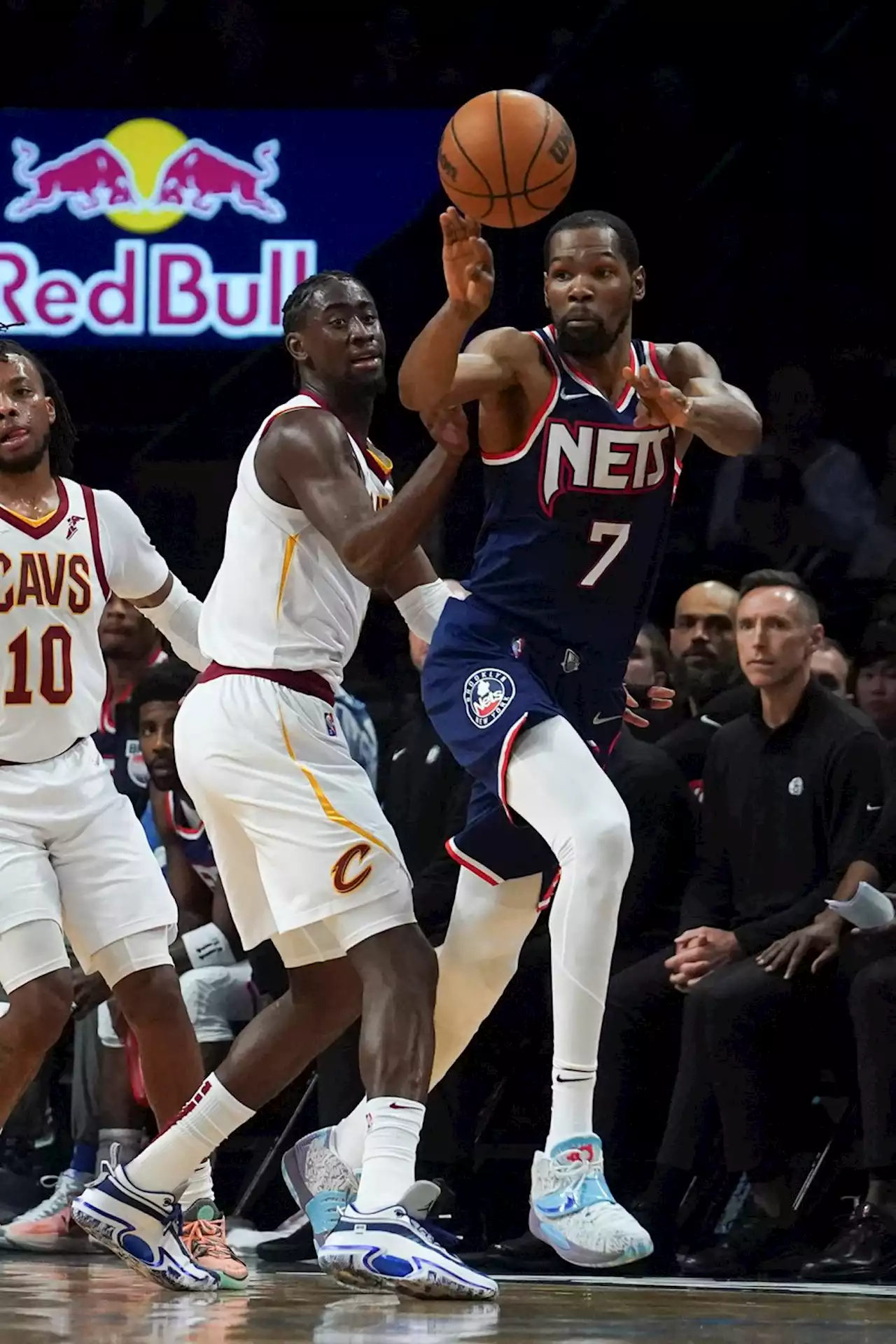 Cleveland Cavaliers fall short in Brooklyn, drop to 8th in playoff race