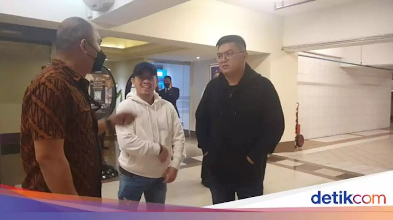 Penampakan 2 Tersangka Kasus DNA Pro Saat Ditangkap di Hotel Bintang 5