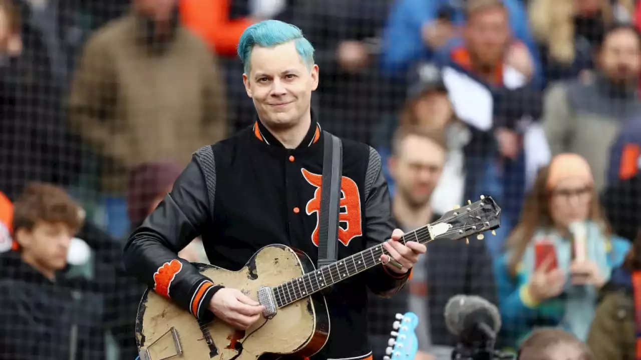 Jack White Proposes to Girlfriend and Marries Her the Same Night