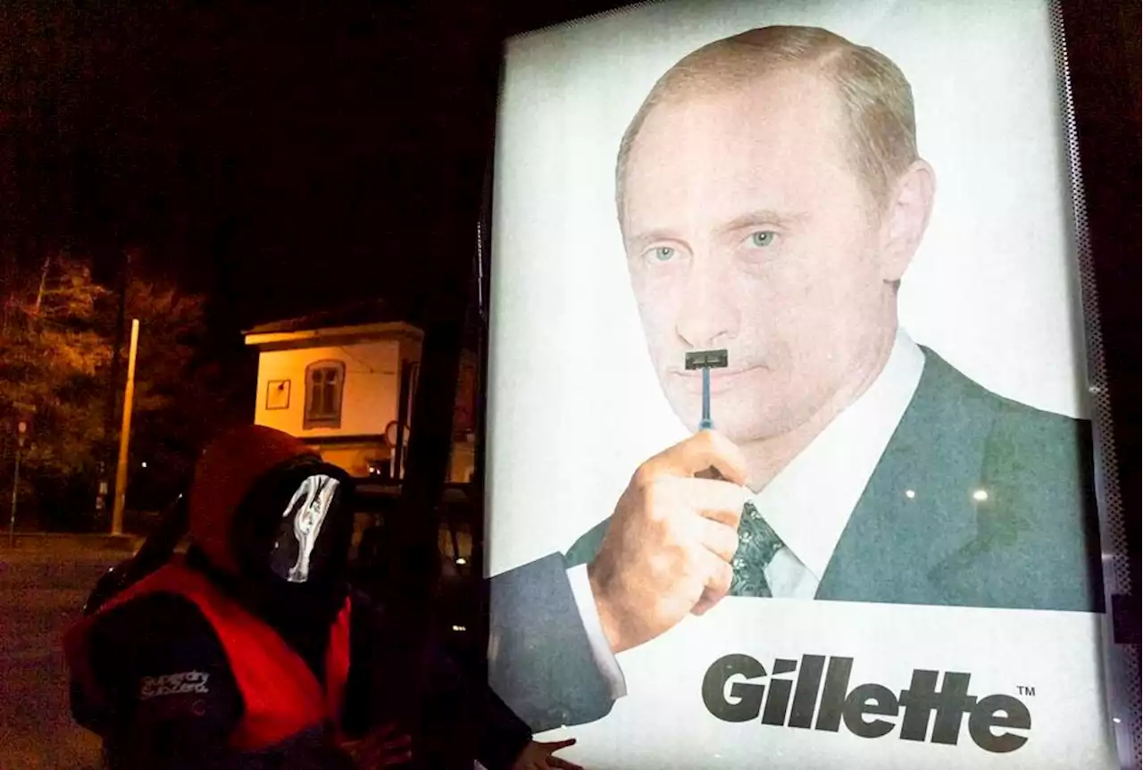 Photos: Europe’s Best-Known Street Artists Slam Putin’s War In Ukraine