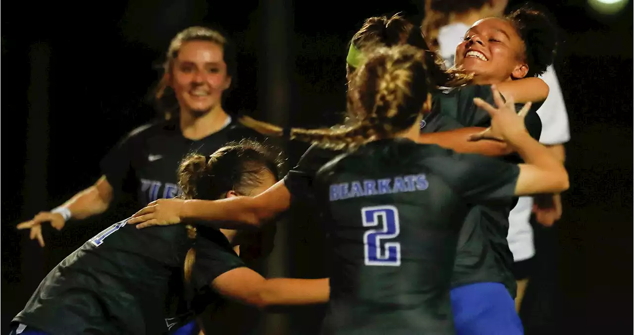 Regional girls soccer roundup: Klein tops Mansfield in OT