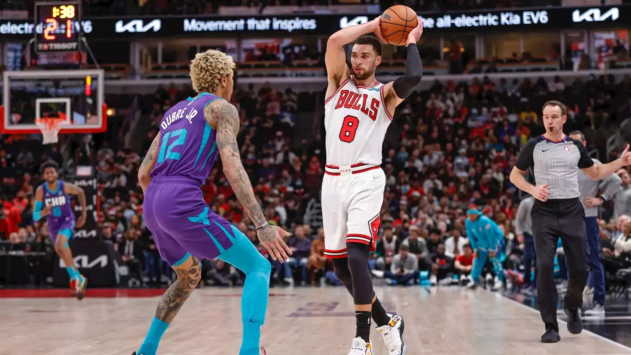 Zach LaVine on Bulls Fan Booing: ‘They Should. It's Embarrassing'