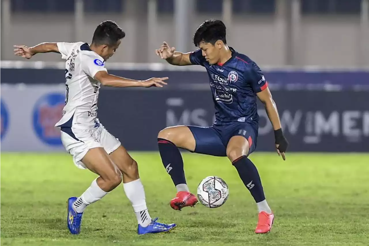 Ini Alasan Striker Timnas Feby Eka Putra Mundur dari Arema FC |Republika Online