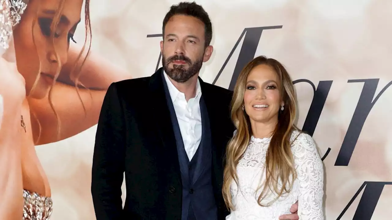 Jennifer Lopez and Ben Affleck Are Engaged