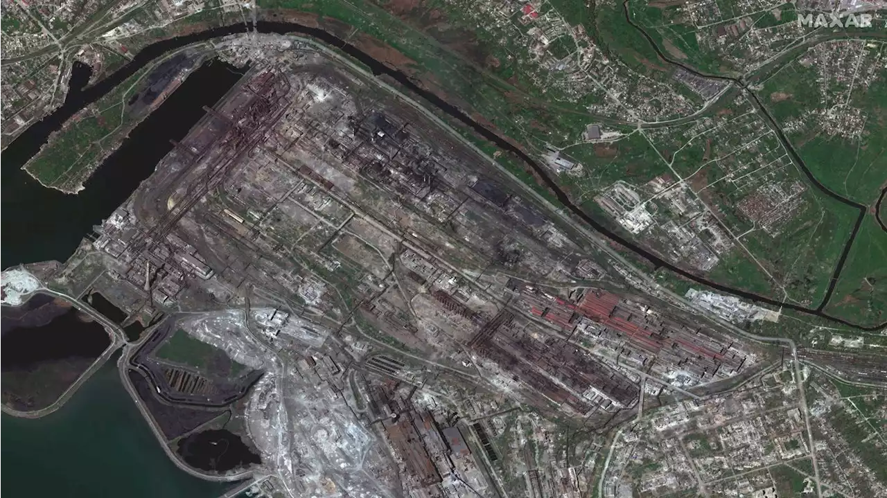 Small group of civilians evacuated from Mariupol steel plant