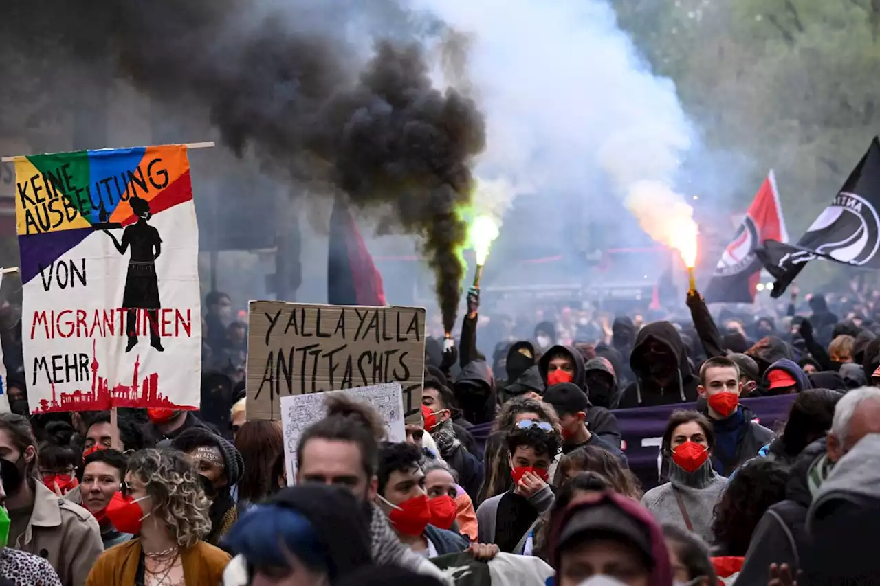 1. Mai in Berlin: 14.000 Autonome in Neukölln, Böller und Bengalos gezündet