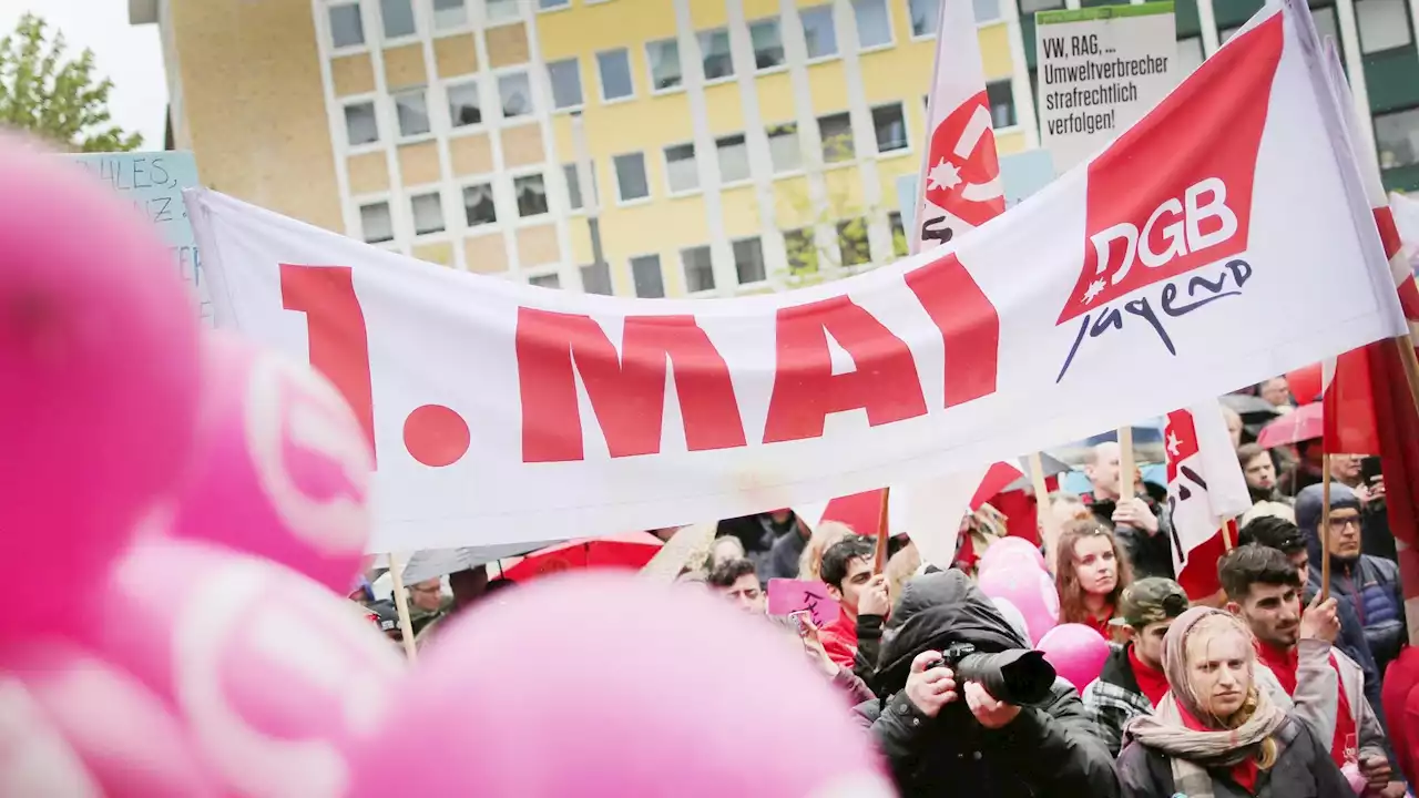 Tag der Arbeit - Gewerkschaften kritisieren geplantes Aufrüstungsprogramm