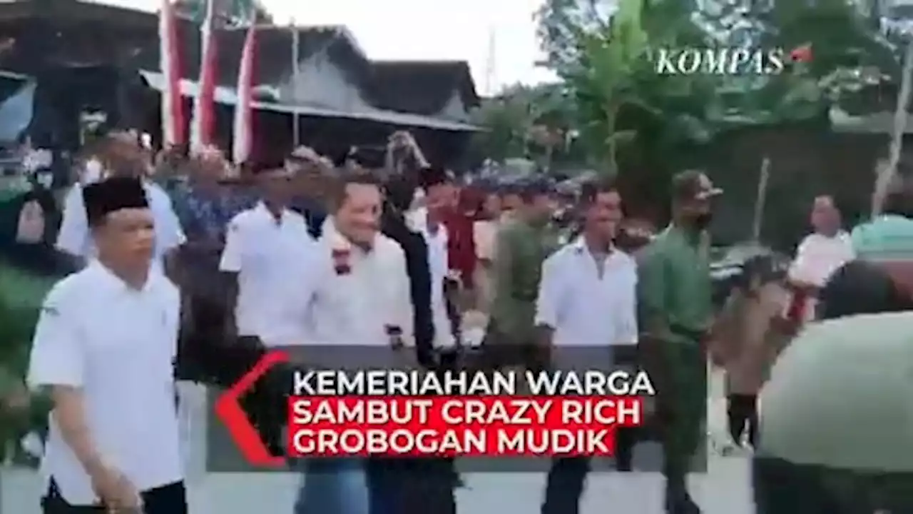 Momen Crazy Rich Grobogan Joko Suranto Disambut Meriah Warga saat Pulang Kampung