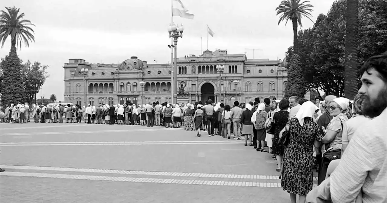 Homenaje en la exEsma para las Madres de Plaza de Mayo a 45 años de su primera ronda | Política | La Voz del Interior