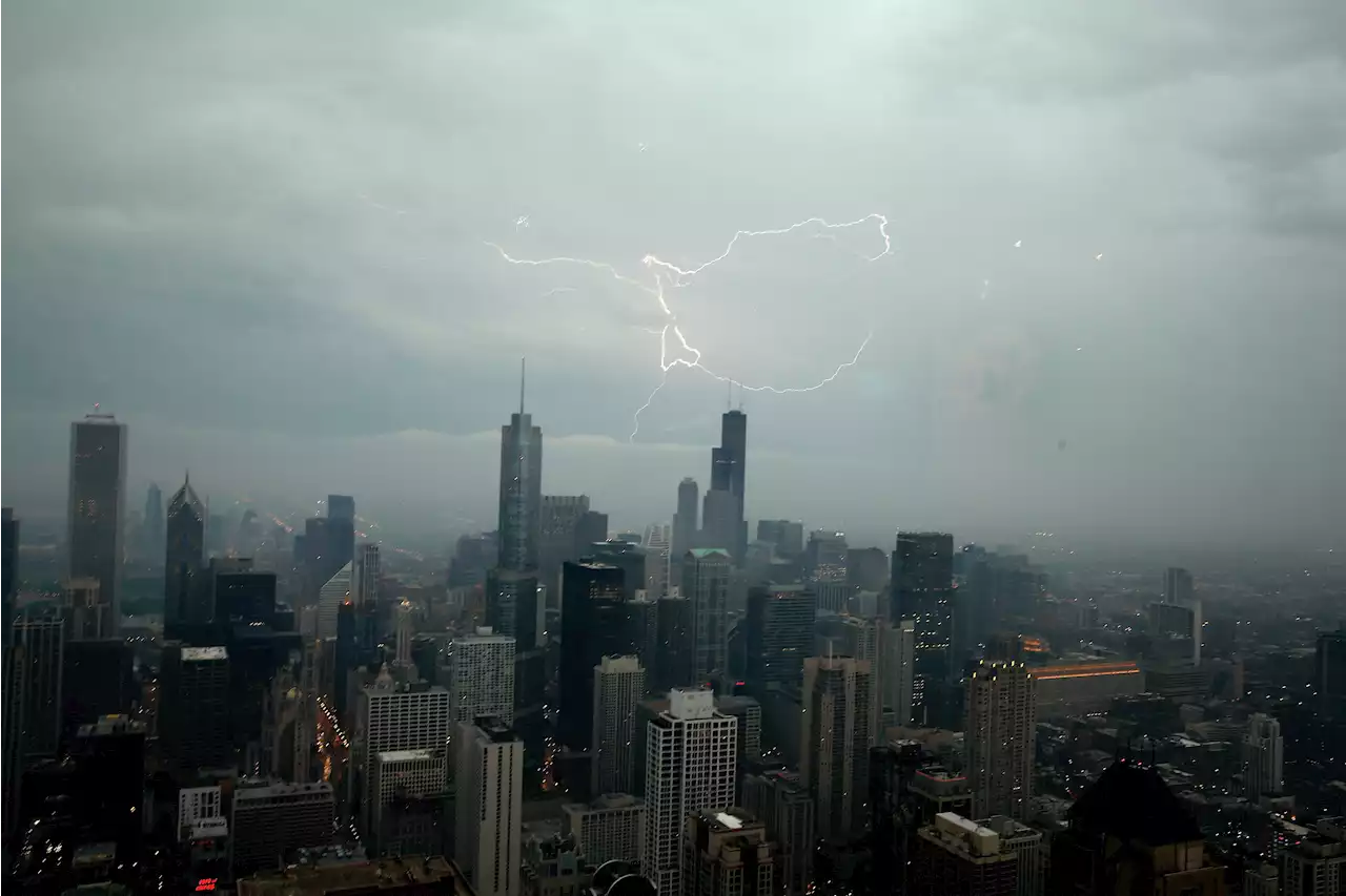 Live Blog: Tornado Warning Issued in McHenry County, White Sox Game Delayed