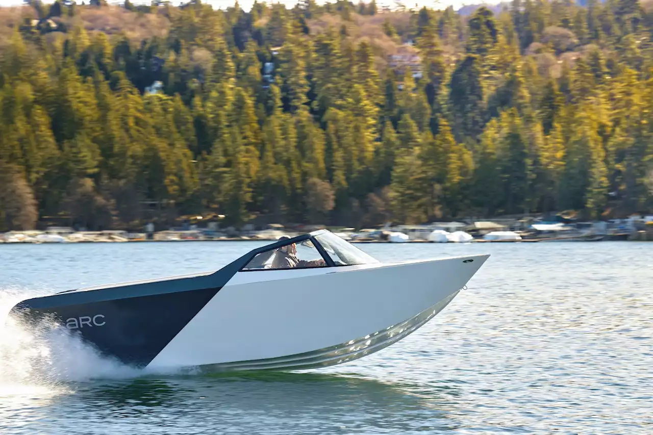 Electric Boats Built by GM and Former SpaceX Engineers Could Be the Next Big Thing – Take a Look