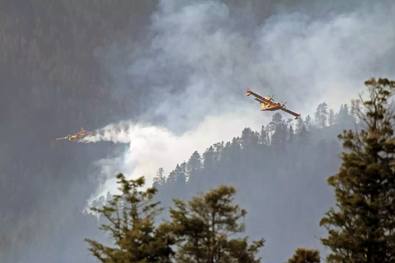 Firefighters Battling New Mexico Blaze Brace for Wind