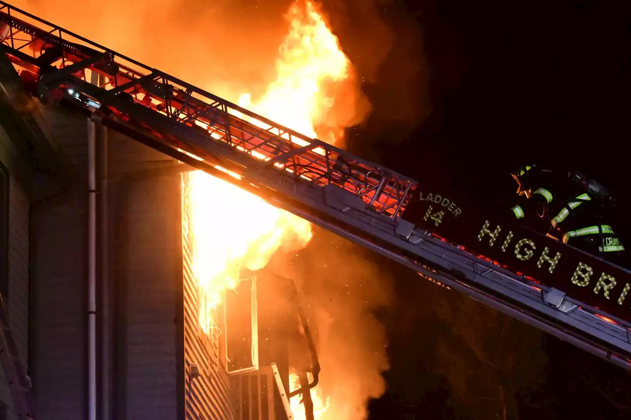 N.J. condo fire leaves 5 people hurt, including 2 burn victims, 2 firefighters