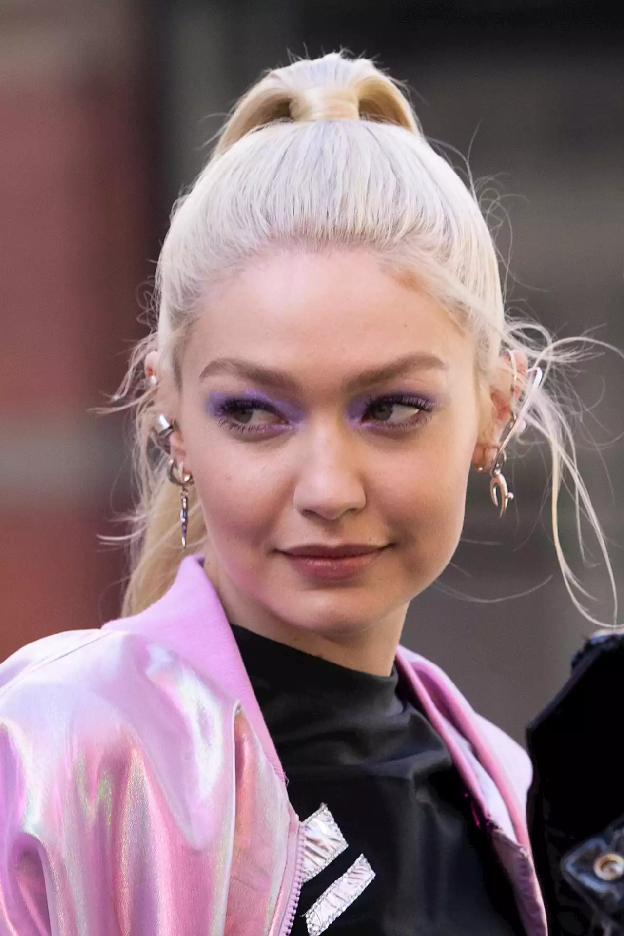 Gigi Hadid Wore Pearl Face Gems To Her Birthday Party