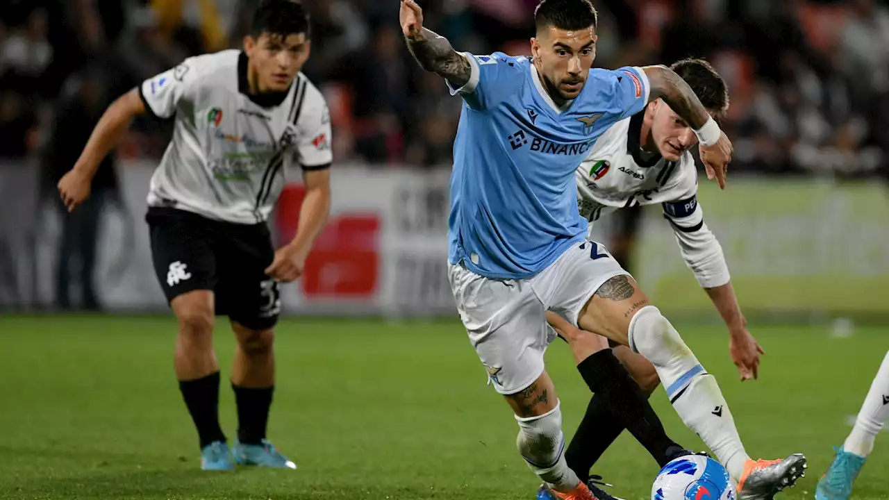 Acerbi al 90' regala la vittoria in rimonta ai biancocelesti: Spezia-Lazio 3-4