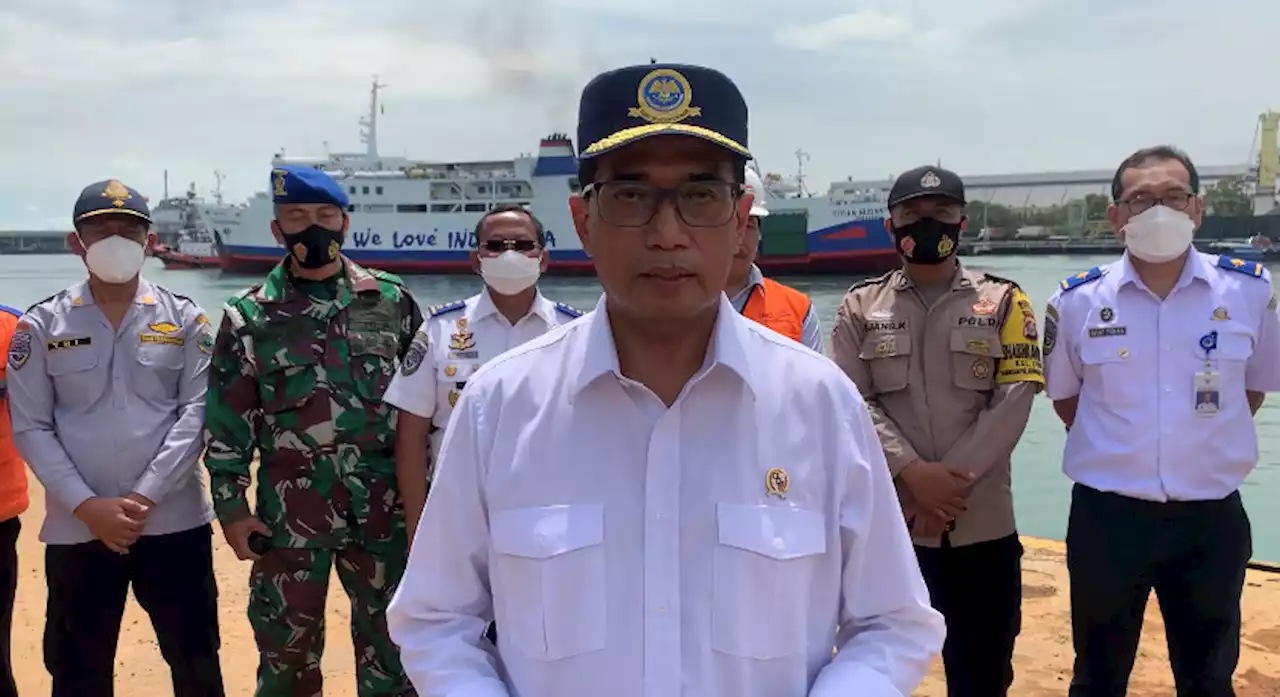 Pelabuhan Merak Macet hingga 20 Km, Menhub Minta Maaf