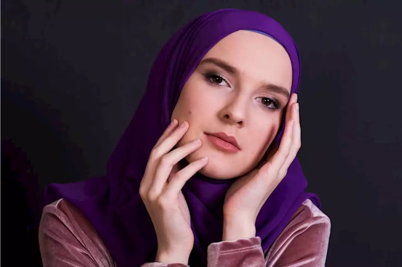 Agar Tampil Flawless Seharian, Perhatikan Tips Makeup Lebaran 2022 Ini