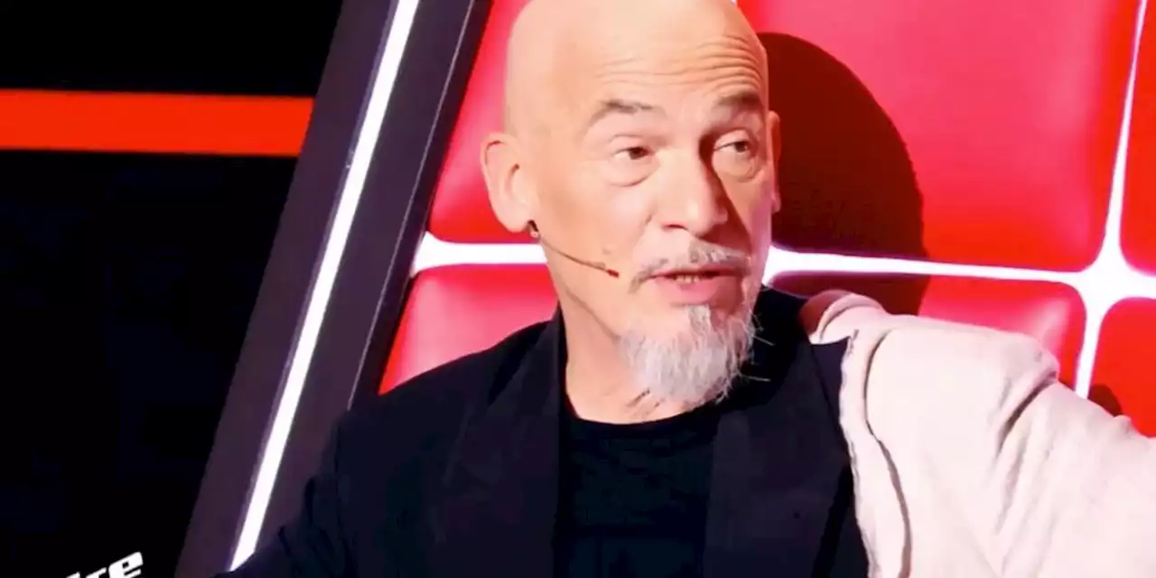 'Ces chimios ça fait perdre un peu les cheveux' : les émouvantes confidences de Florent Pagny sur son combat contre le cancer lors des Super Cross Battle de The Voice