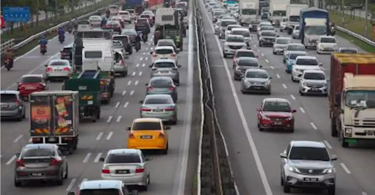 Evening update: Traffic congestion from Rawang to Gopeng