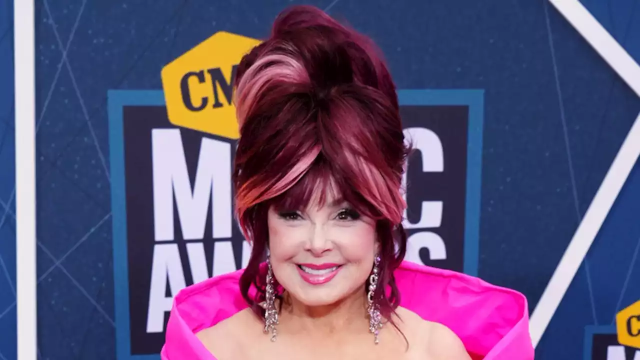 Tributes Pour in for Country Legend Naomi Judd