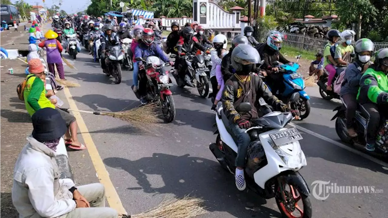 Polisi Prediksi Arus Mudik di Cirebon Jawa Barat Melandai Hari Ini - Tribunnews.com