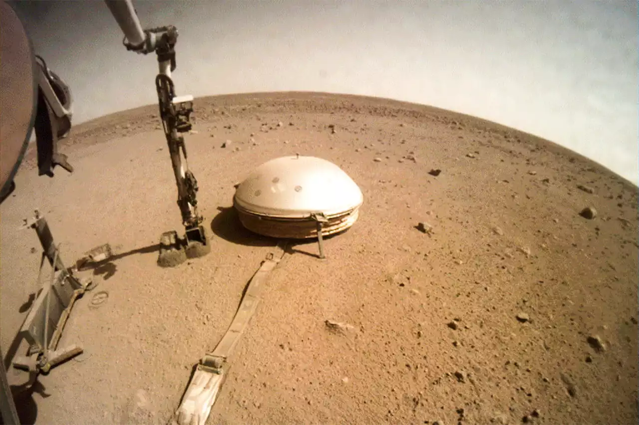 NASA's InSight lander detects 'monster quake' on Mars | Digital Trends