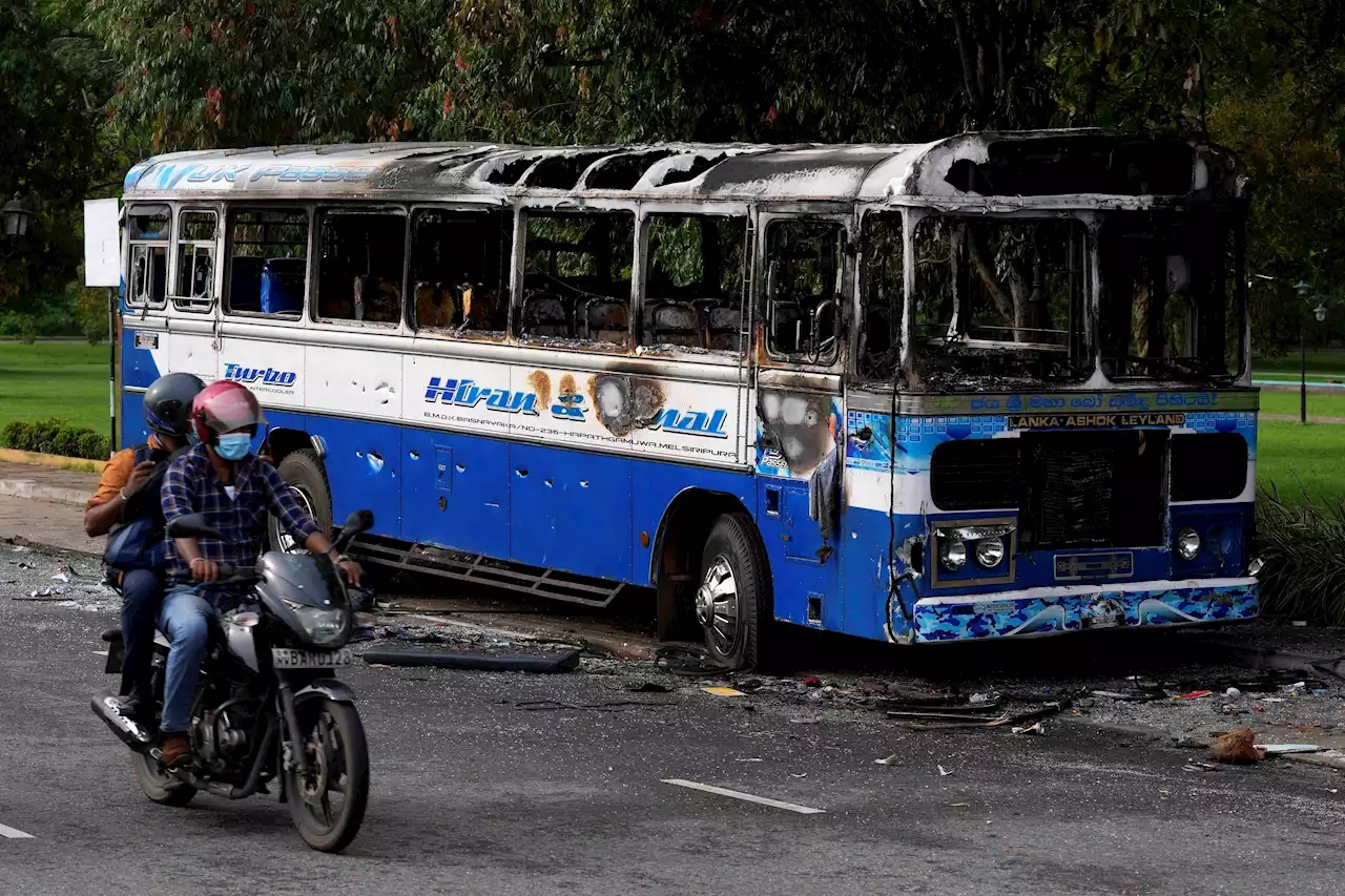 Sri Lanka - Auch nach Rücktritt des Premiers gewaltsame Proteste