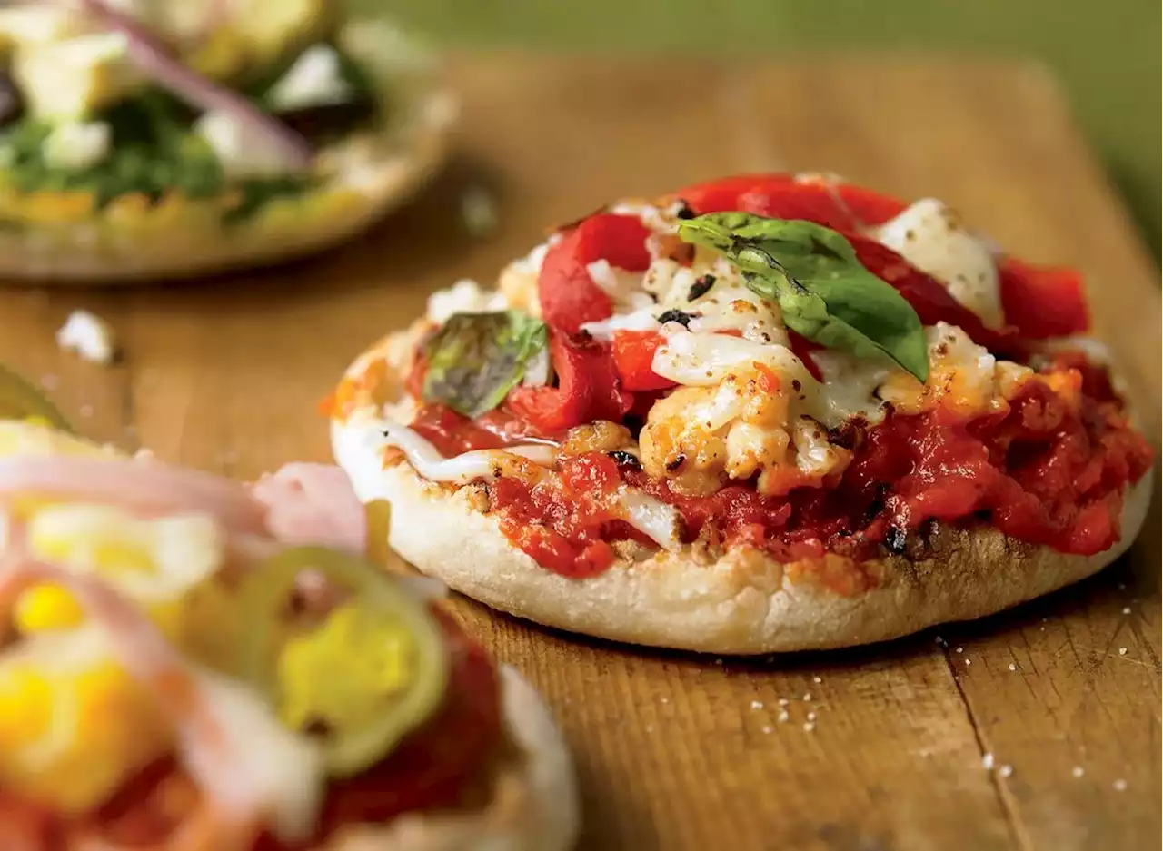 3 Fast and Easy Mini English Muffin Pizza Recipes — Eat This Not That