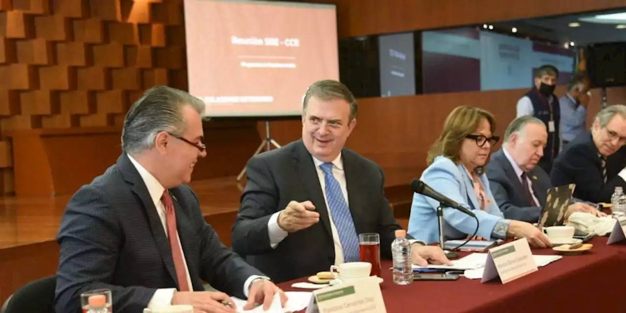 CCE expone a Marcelo Ebrard inspecciones a transporte de carga en frontera norte