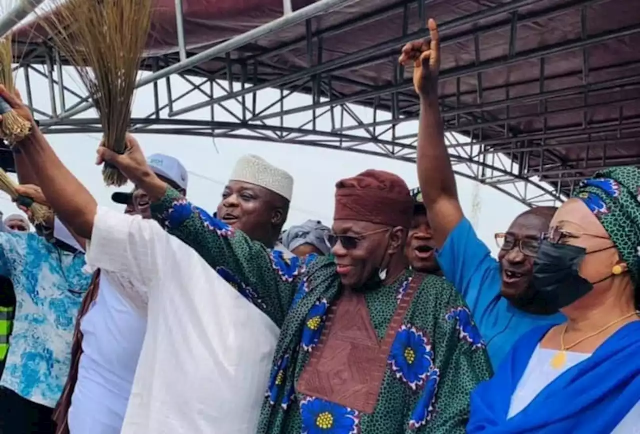 BREAKING: Oyo's only PDP senator Kola Balogun joins APC