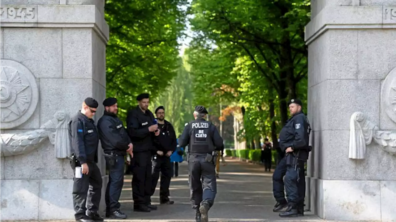 Bilanz der Polizei: 72 Festnahmen am 8. und 9. Mai in Berlin