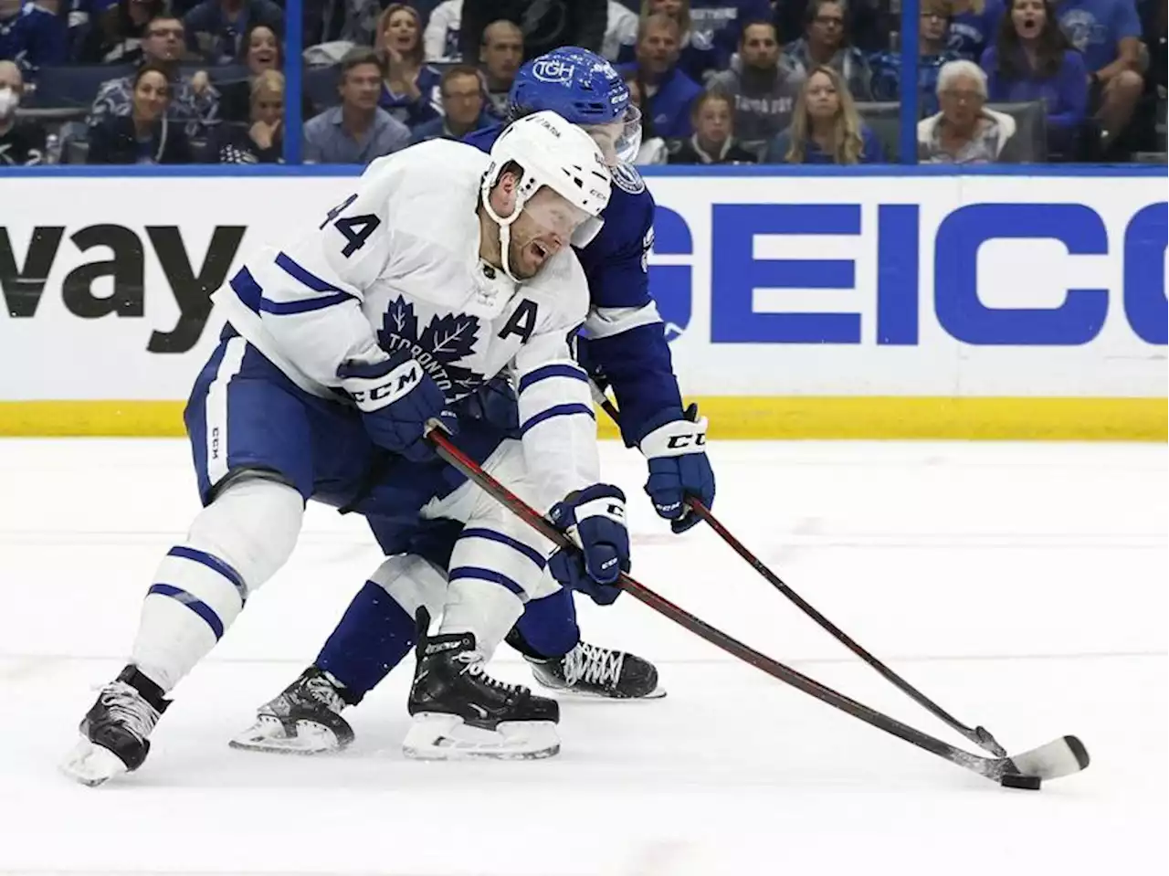 Lightning vs Maple Leafs Game 5 Picks and Predictions: Brayden Makes a Point -- But is it Enough?