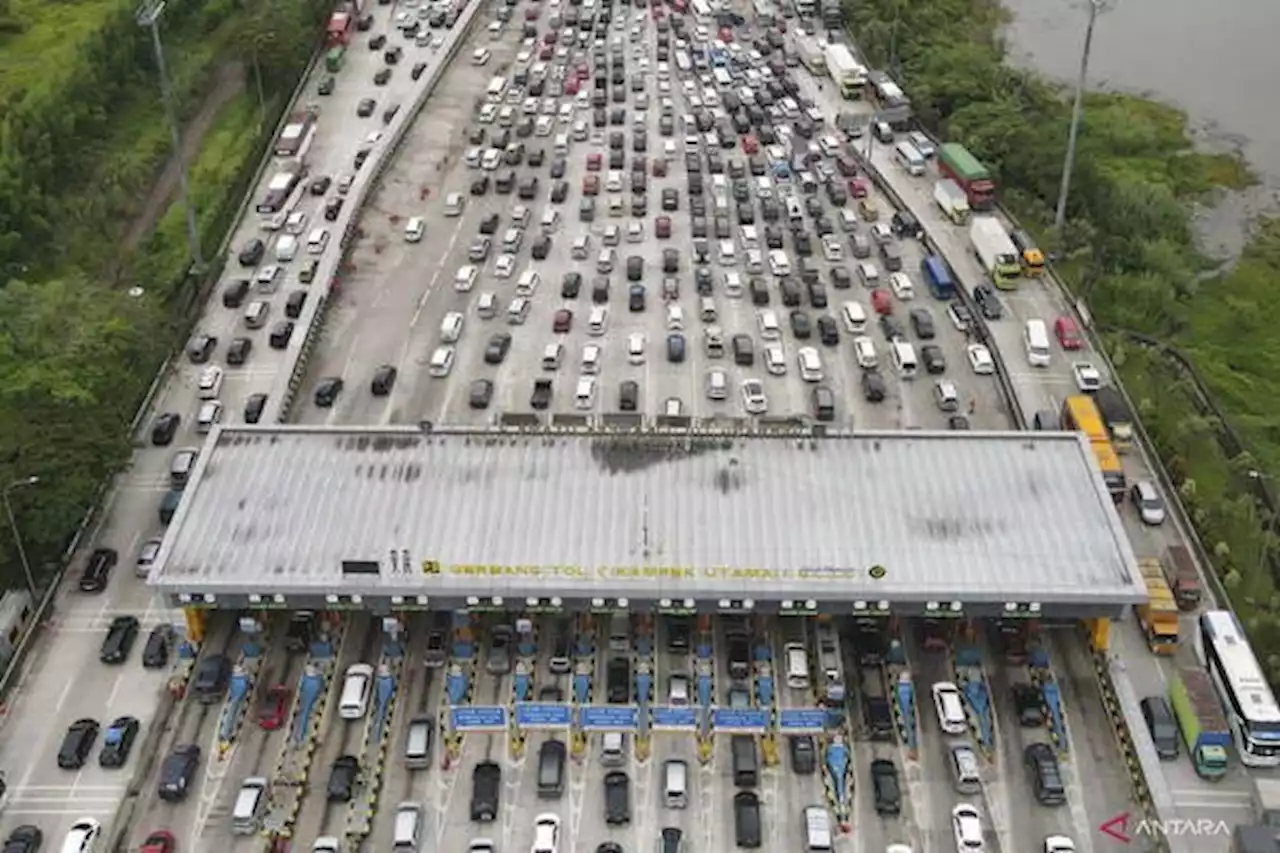 Tol Macet 1 Km saat Mudik Lebaran Tidak Jadi Gratis, Menhub Disomasi