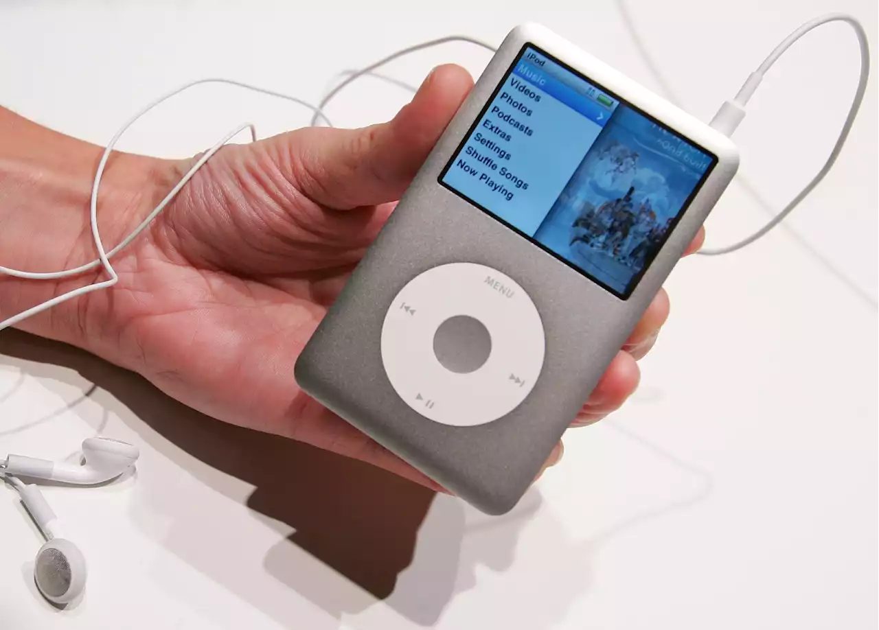 Apple Discontinues Making the iPod