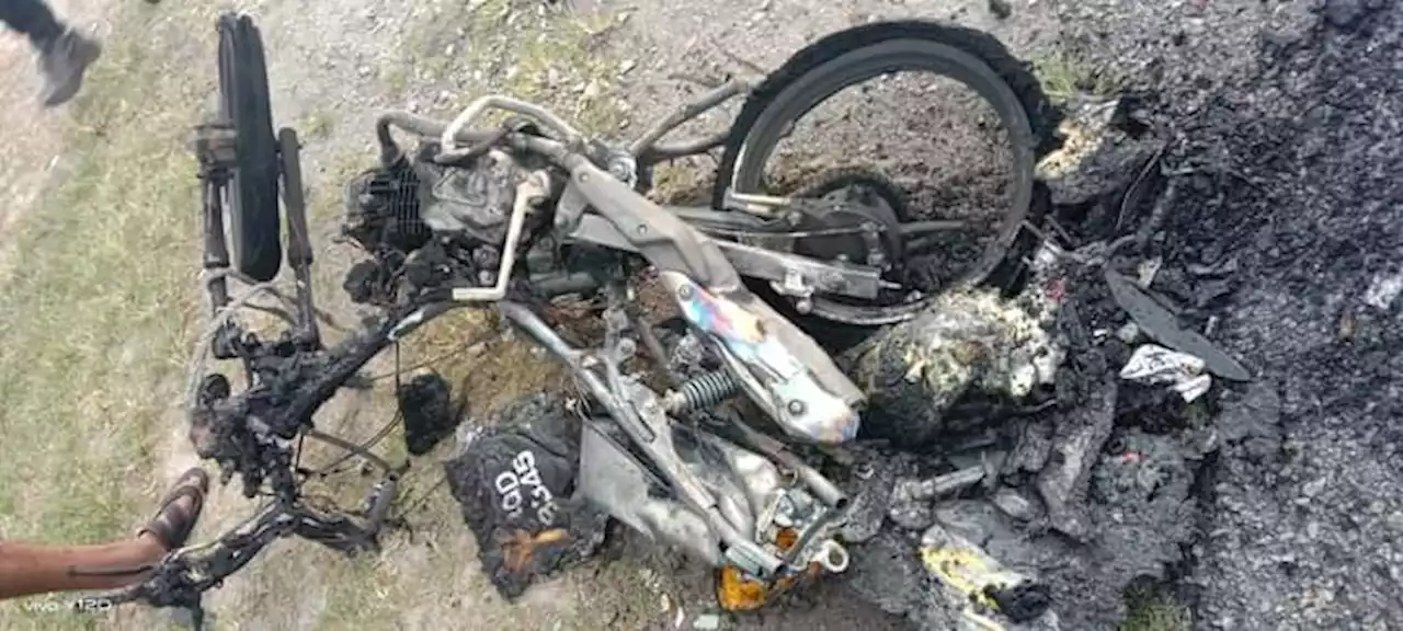 Pemuda maut kemalangan, motosikal terbakar