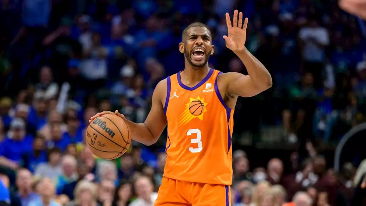 Suns' Chris Paul takes issue with fan touching family during NBA playoff loss; fans banned 'until 2023'