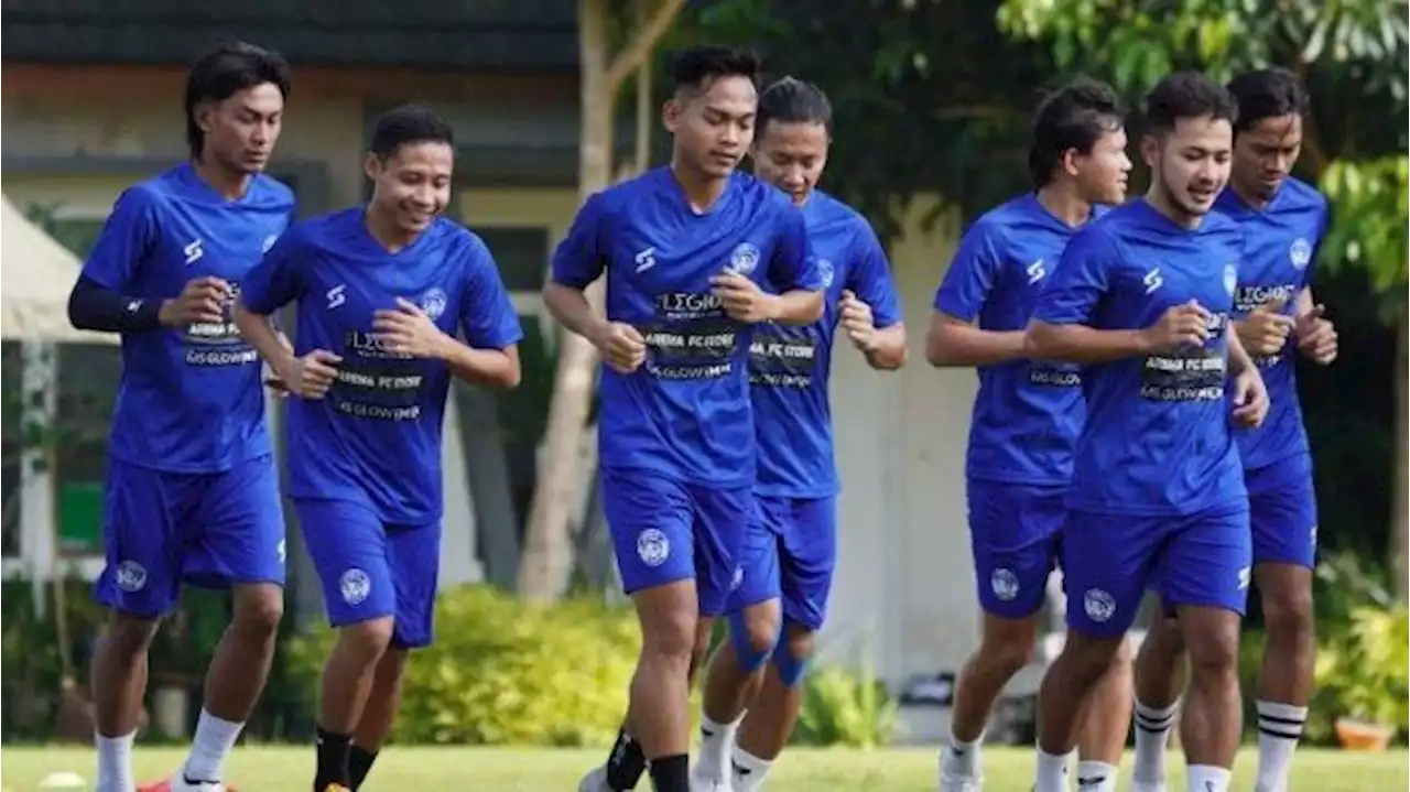 Arema FC Tunggu Striker Asing Pengganti Carlos Fortes