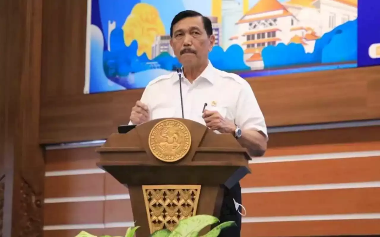 PPKM Berlanjut: Luhut Imbau Optimalkan WFH-Resepsi Pernikahan di Level 1 Bisa Kapasitas 100 Persen