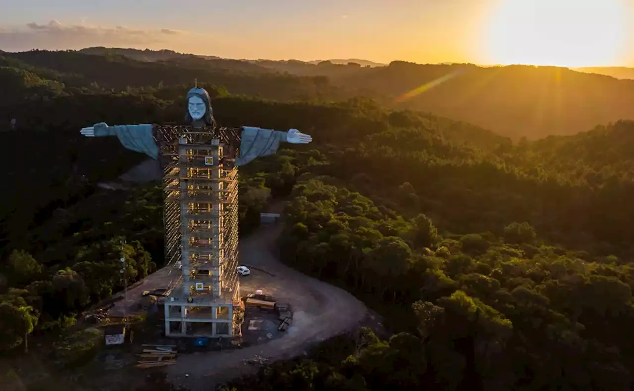 A Small Brazilian Town Has Built a 143-Foot Statue of Jesus—Even Taller Than Rio's Iconic 'Christ the Redeemer' | Artnet News