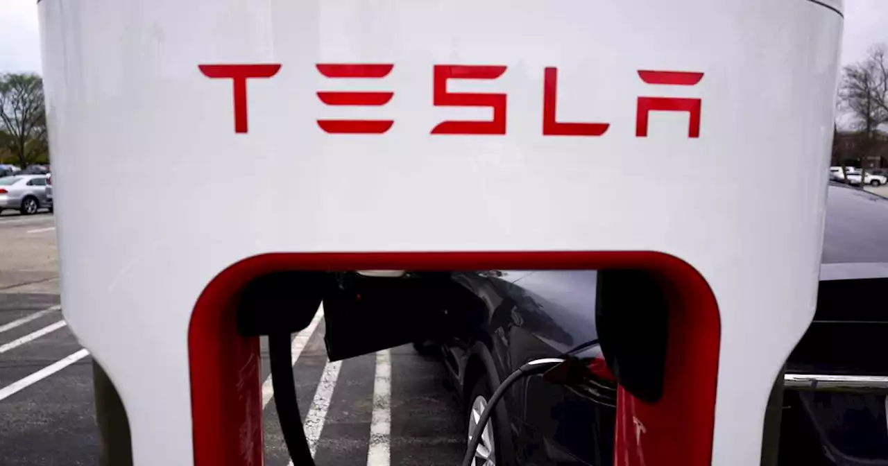 Tesla recalls 130K vehicles; touch screens can overheat, go blank