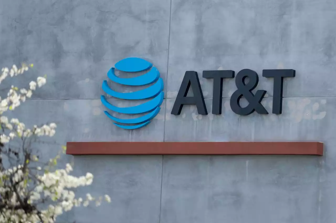 AT&T will use phone location data to connect 911 calls to the right responders | Engadget